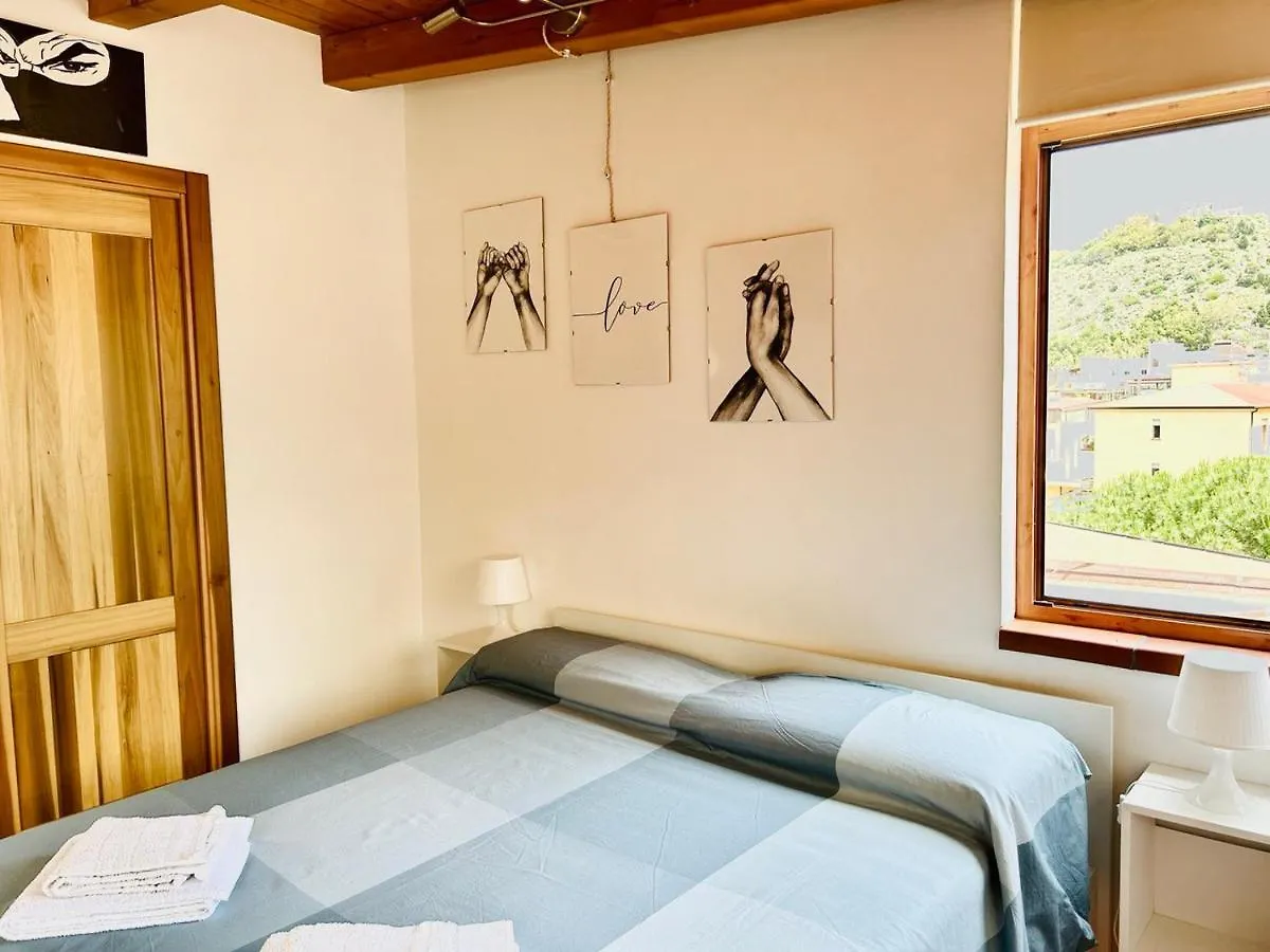 Semesterbostad House Center Licia Villa Capo dʼOrlando