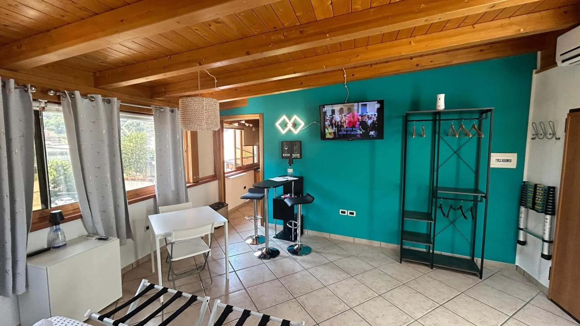Semesterbostad House Center Licia Villa Capo dʼOrlando