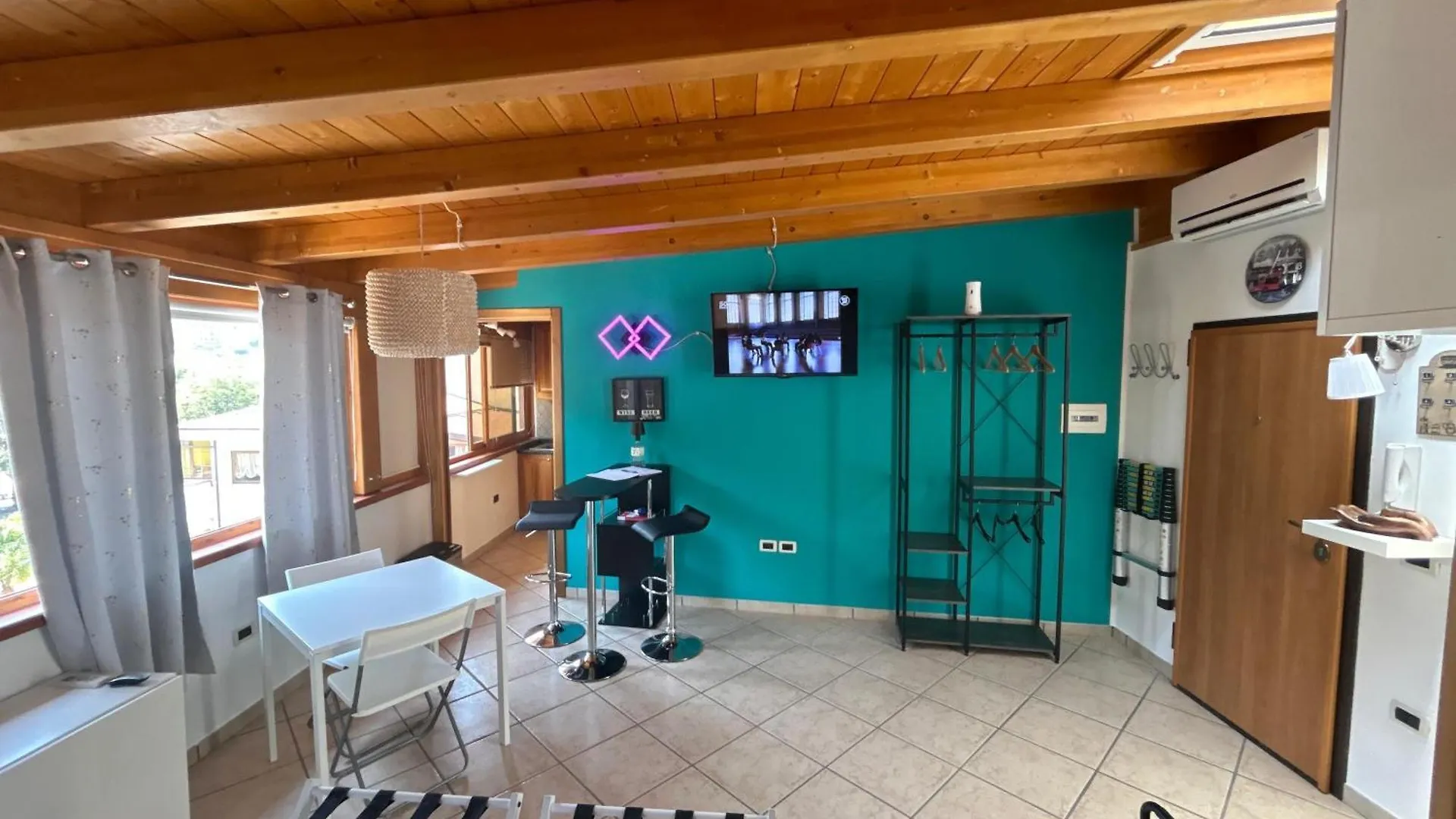 Semesterbostad House Center Licia Villa Capo dʼOrlando